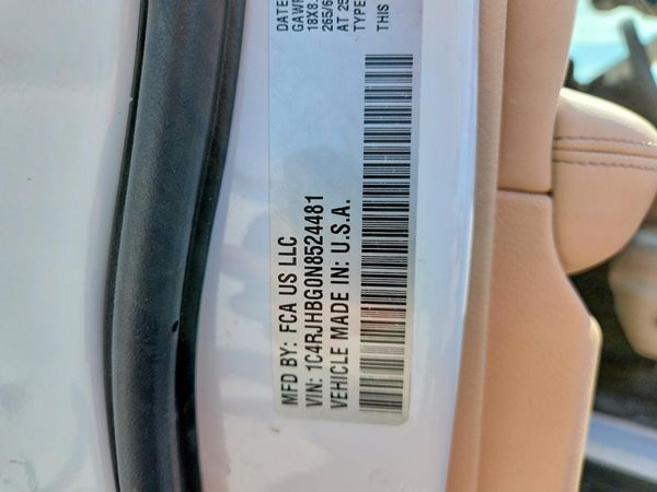 2022 JEEP GRAND CHEROKEE