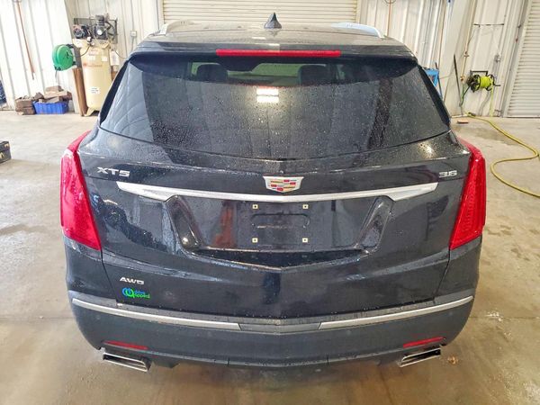 2018 CADILLAC XT5