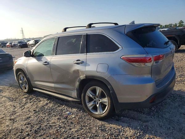 2015 TOYOTA HIGHLANDER