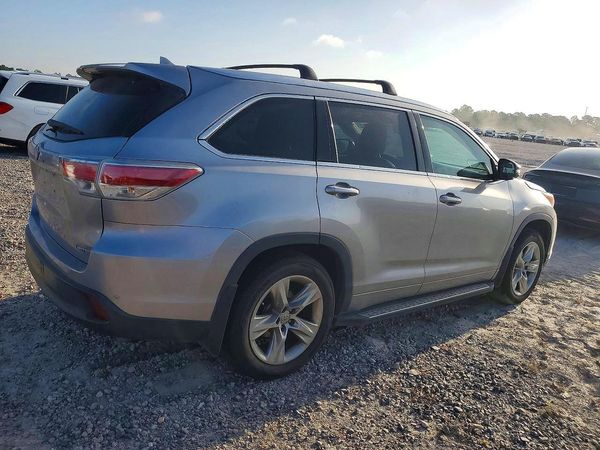 2015 TOYOTA HIGHLANDER