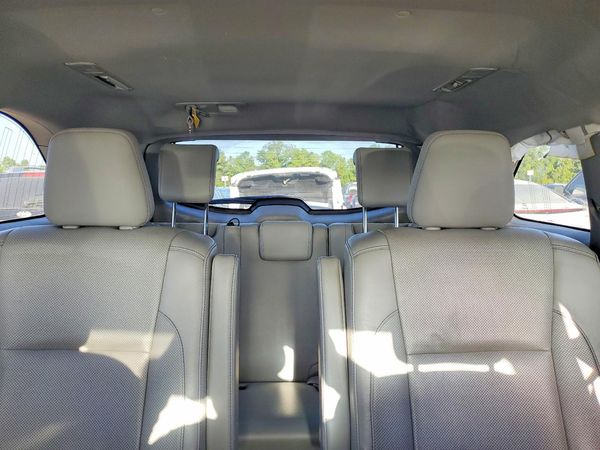 2015 TOYOTA HIGHLANDER