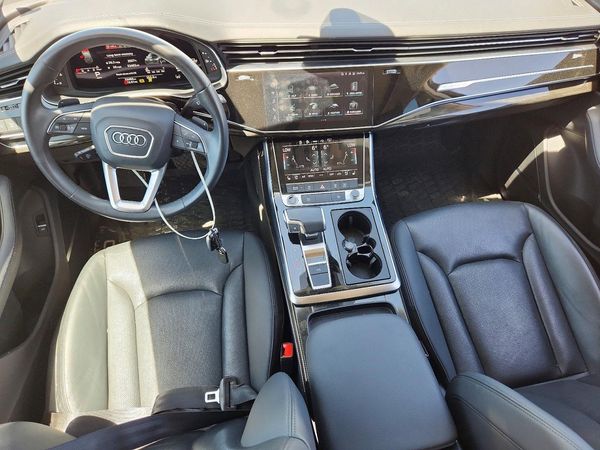 2023 AUDI Q7