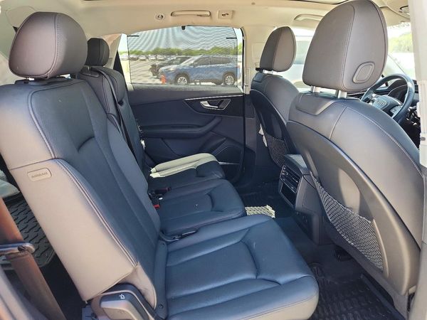 2023 AUDI Q7