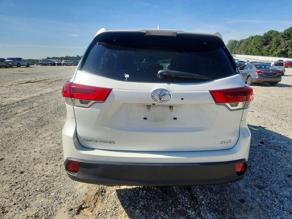 2019 TOYOTA HIGHLANDER SE/XLE