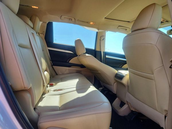 2019 TOYOTA HIGHLANDER SE/XLE