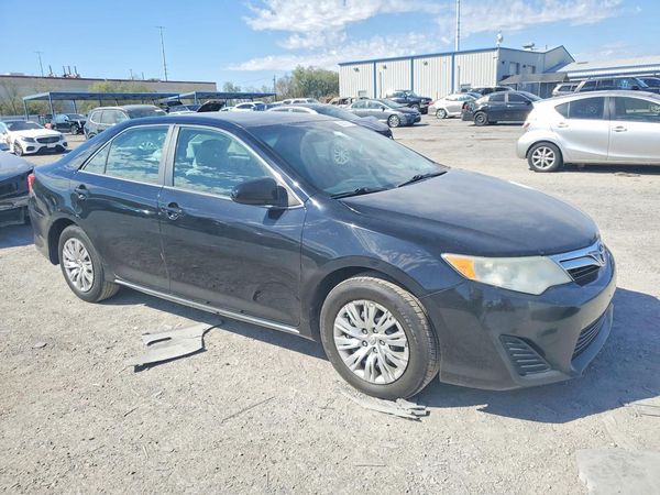 2012 TOYOTA CAMRY