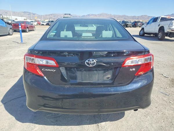2012 TOYOTA CAMRY