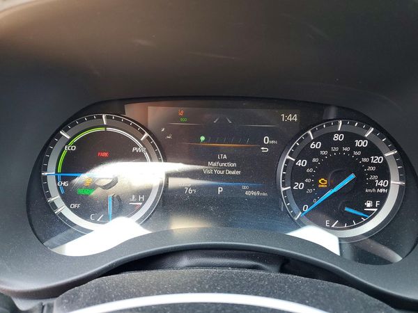 2021 TOYOTA HIGHLANDER XLE