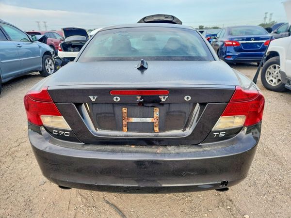 2012 VOLVO C70