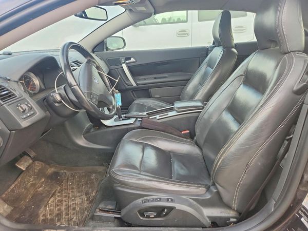 2012 VOLVO C70