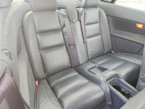 2012 VOLVO C70