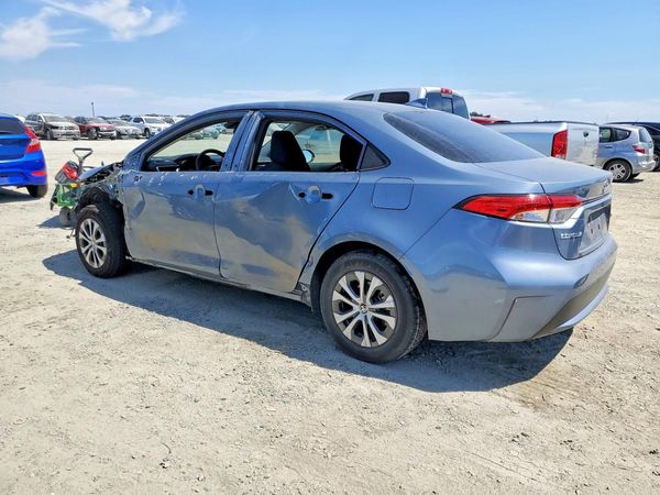2021 TOYOTA COROLLA