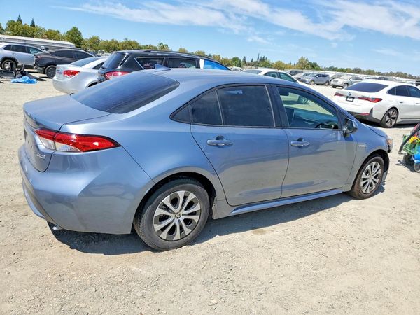 2021 TOYOTA COROLLA