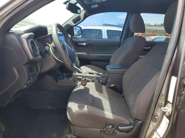 2016 TOYOTA TACOMA