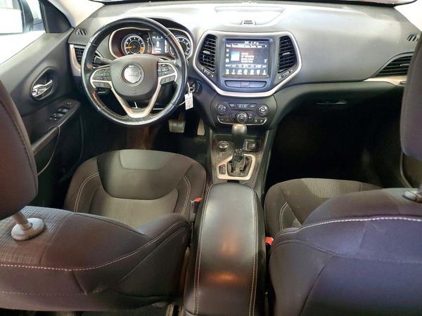 2015 JEEP CHEROKEE LATITUDE 4X4