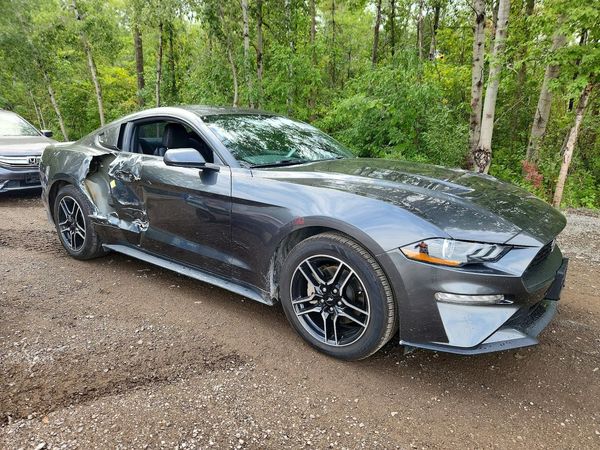 2020 FORD MUSTANG I4 Coupe — Passenger 3/4
