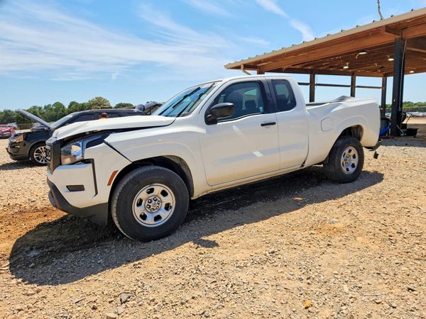 2023 NISSAN FRONTIER King Cab