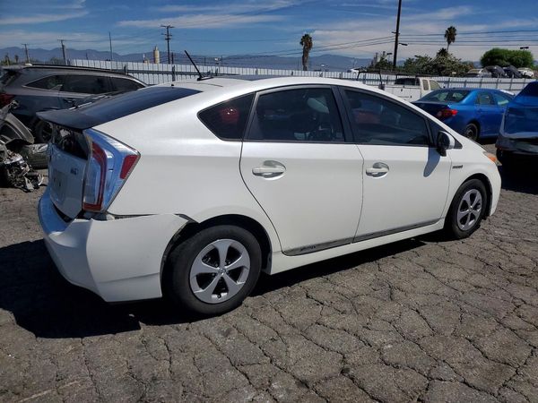 2012 TOYOTA PRIUS