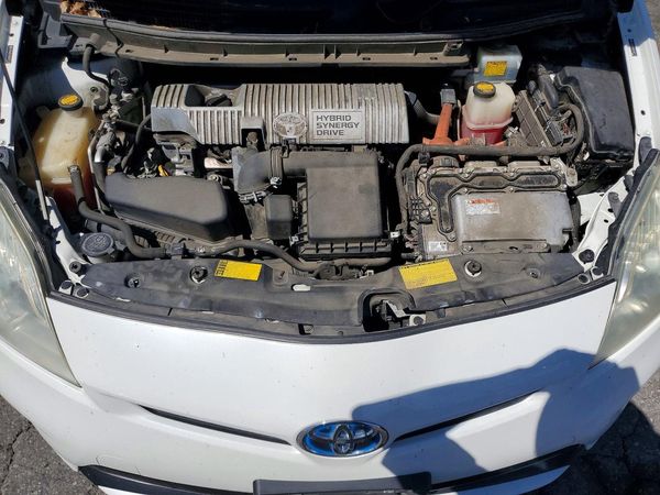 2012 TOYOTA PRIUS