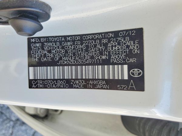 2012 TOYOTA PRIUS