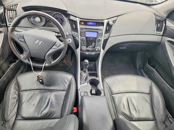 2013 HYUNDAI SONATA