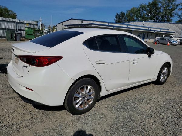 2015 MAZDA 3 Touring/GS