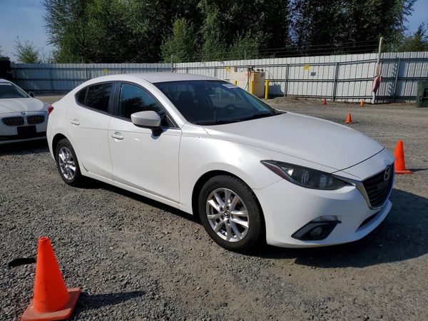 2015 MAZDA 3 Touring/GS