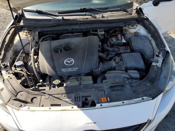2015 MAZDA 3 Touring/GS