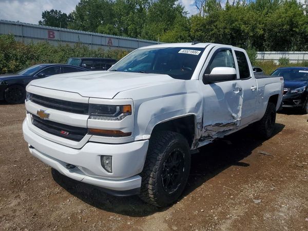 2017 CHEVROLET SILVERADO LT