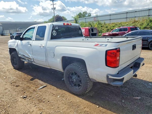 2017 CHEVROLET SILVERADO LT