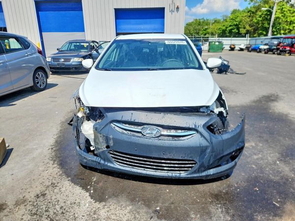 2017 HYUNDAI ACCENT SE Base