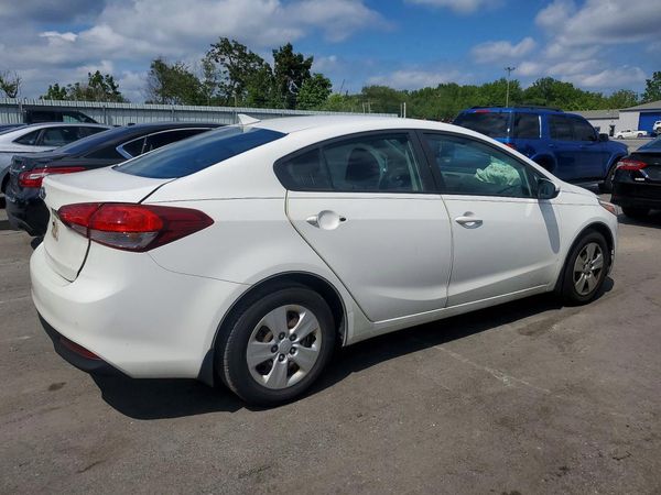 2017 KIA FORTE