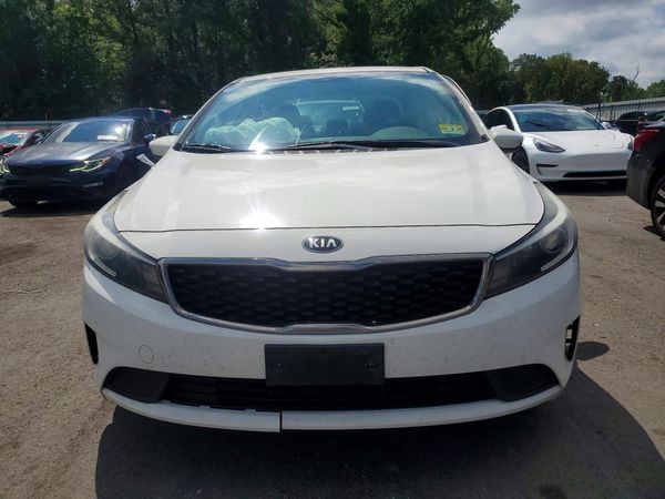 2017 KIA FORTE