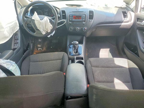 2017 KIA FORTE
