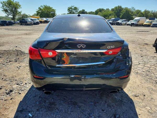 2016 INFINITI Q50