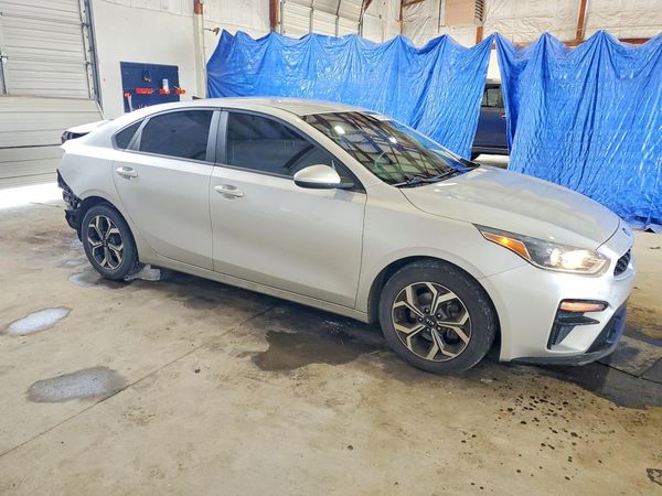 2021 KIA FORTE FE, LXS