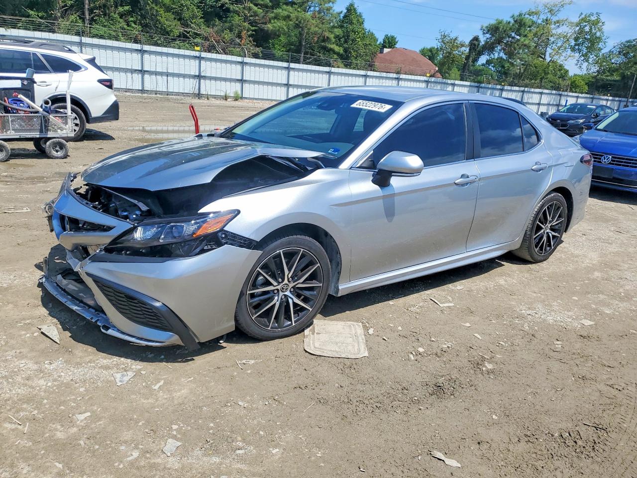 2023 TOYOTA CAMRY SE — Front 3/4