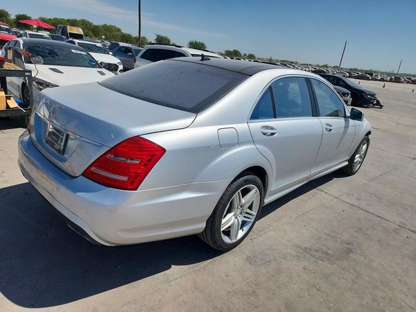2013 MERCEDES-BENZ S S550
