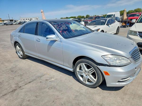 2013 MERCEDES-BENZ S S550