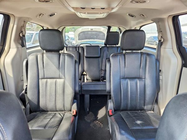 2016 DODGE GRAND CARAVAN Crew