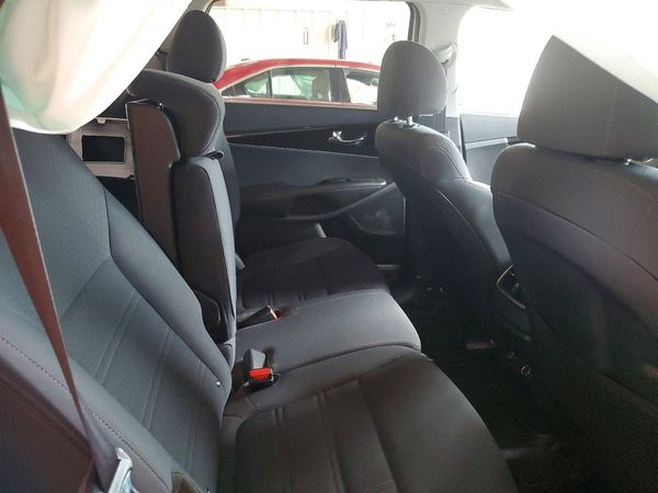 2019 KIA SORENTO L, LX, S