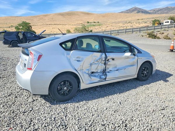 2013 TOYOTA PRIUS