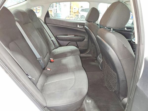 2019 KIA OPTIMA LX, S