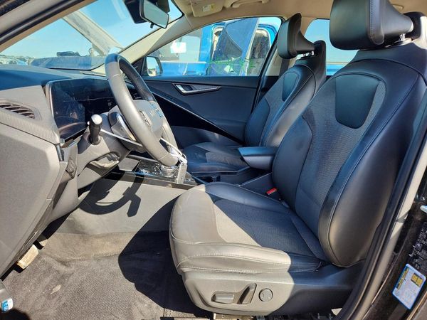 2024 KIA NIRO Wind