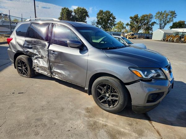 2018 NISSAN PATHFINDER