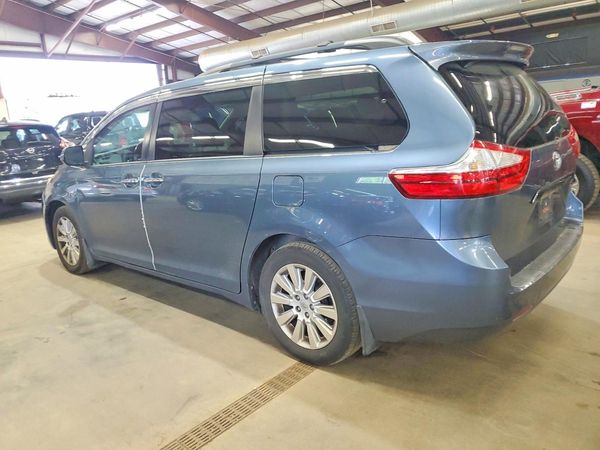 2015 TOYOTA SIENNA