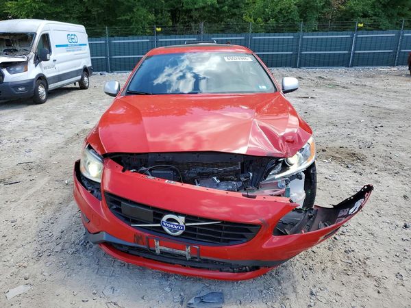 2016 VOLVO S60