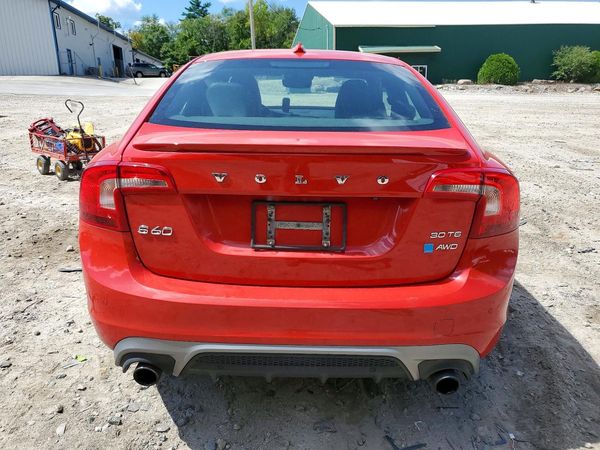 2016 VOLVO S60