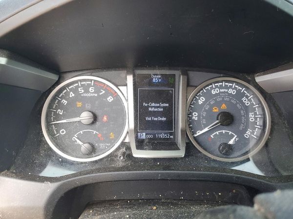 2020 TOYOTA TACOMA SR5