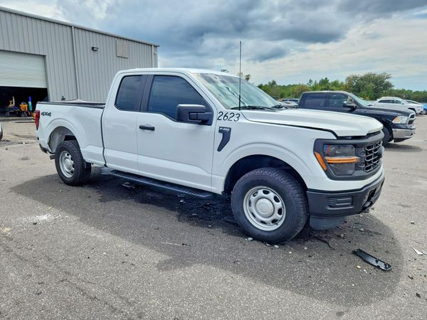 2025 FORD F150